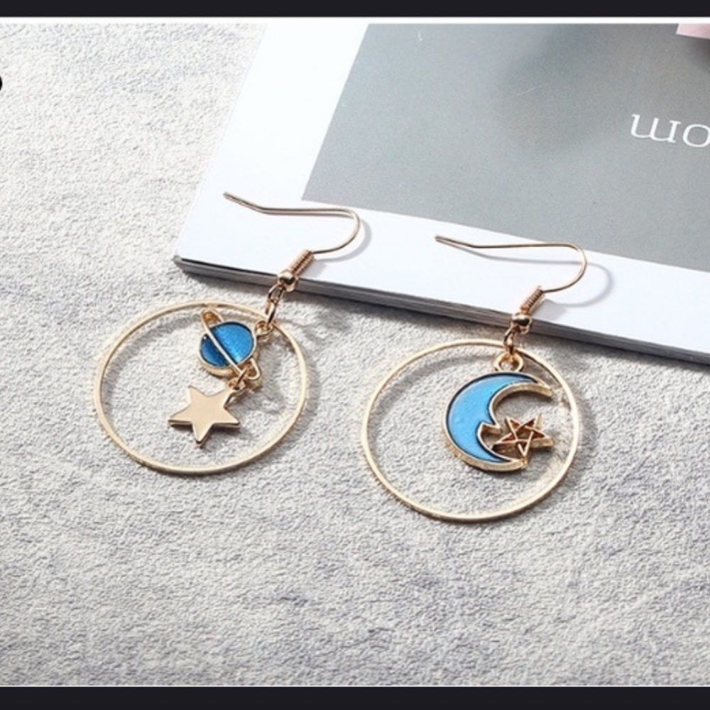 Star & moon earrings
